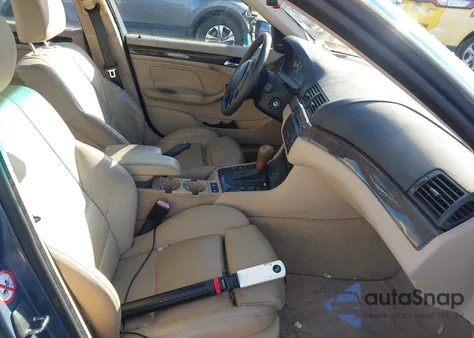 2002 BMW 330I из США, поврежденный, VIN WBAEV534X2KM16662